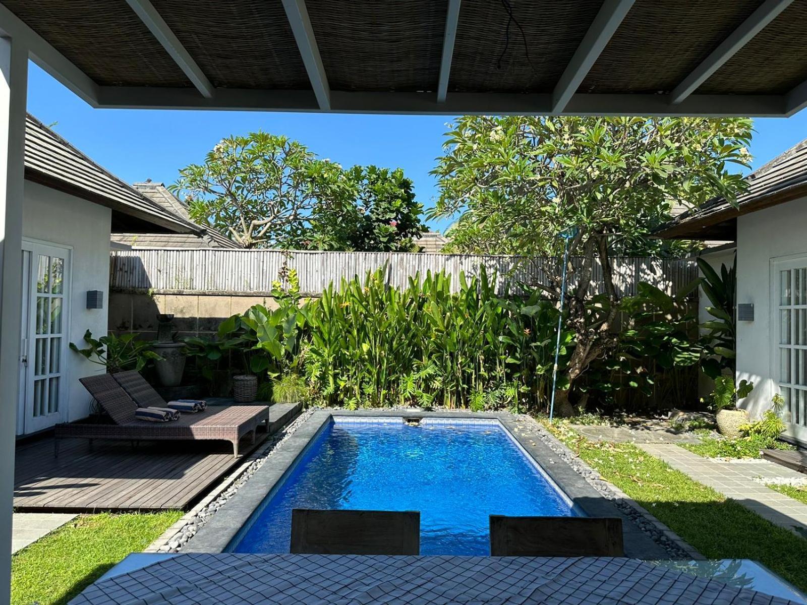 Villa Alam Biru II ซานูร์ ภายนอก รูปภาพ